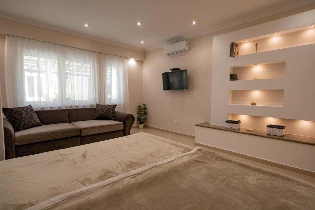 Edit Apartman Siófok Buitenkant foto